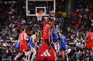 假摔和夸张 假摔和夸张