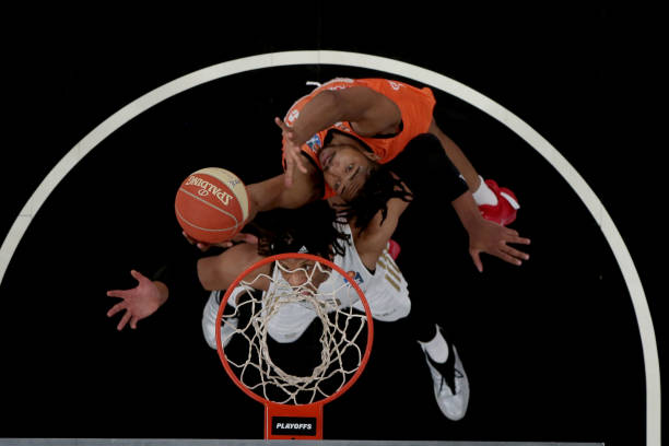 何受青睐 何受青睐