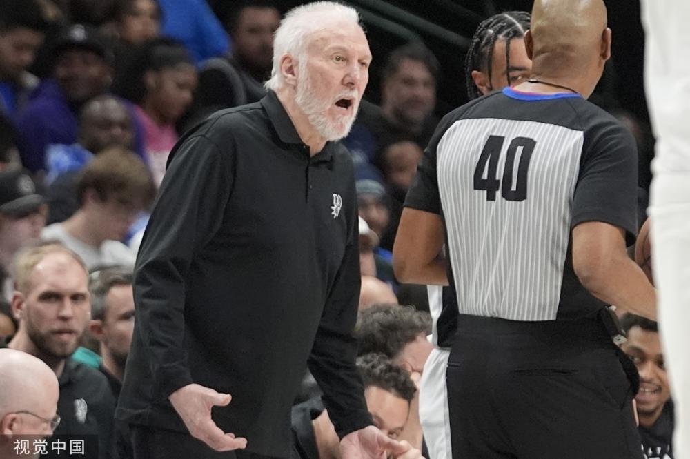 居勒尔出色 居勒尔出色